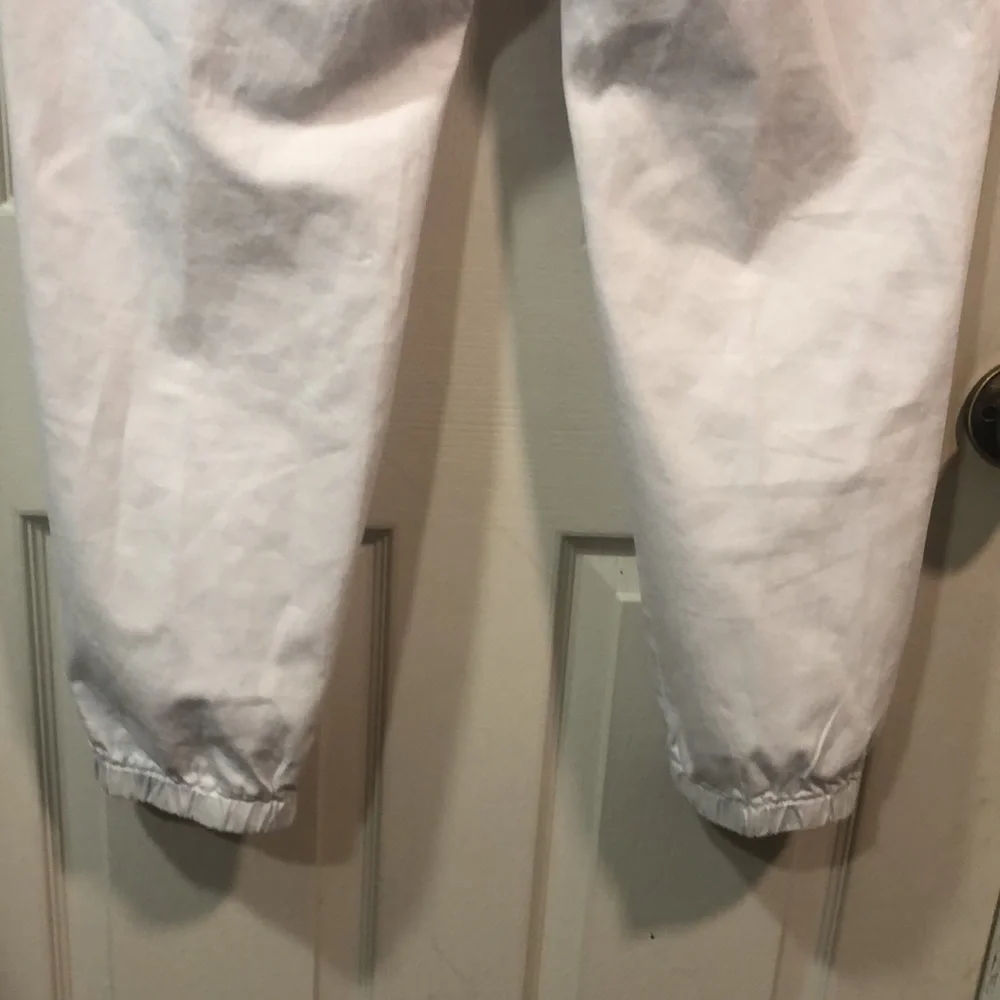 YMI White Cargo Joggers, size 13/31 - Picture 13 of 14
